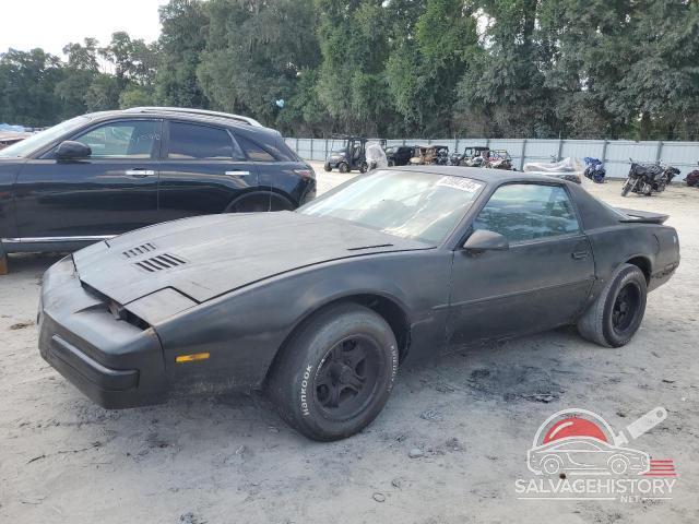 1G2FS21E2JL200392 1988 PONTIAC FIREBIRD photo no. 2