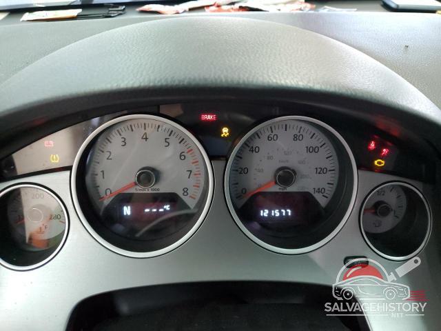 2V4RW3DG5BR625703 2011 VOLKSWAGEN ROUTAN photo no. 9