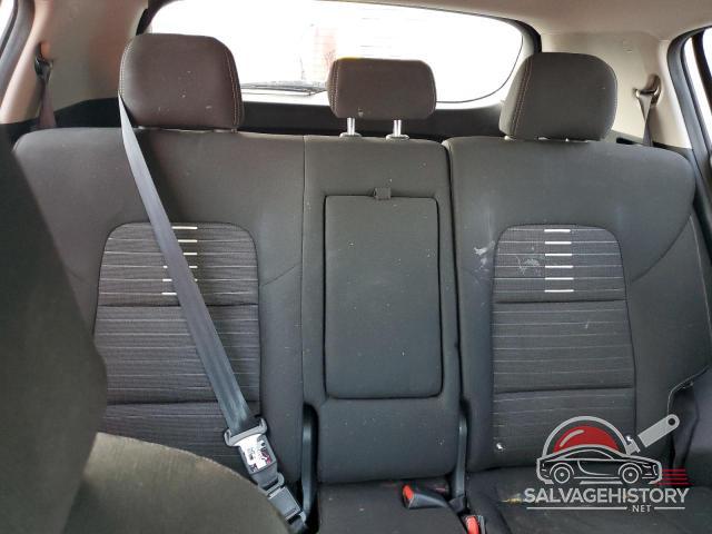 KNDPM3AC2J7393702 2018 KIA SPORTAGE photo no. 10