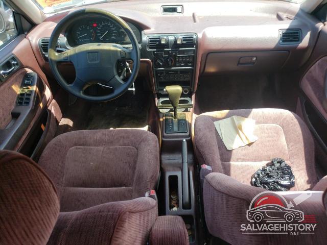 1HGCB7658PA004029 1993 HONDA ACCORD photo no. 8