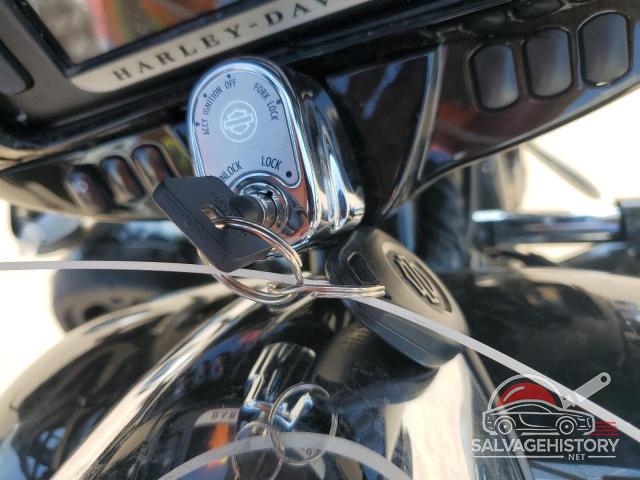 1HD1KKL1XFB634250 2015 HARLEY-DAVIDSON FL photo no. 8