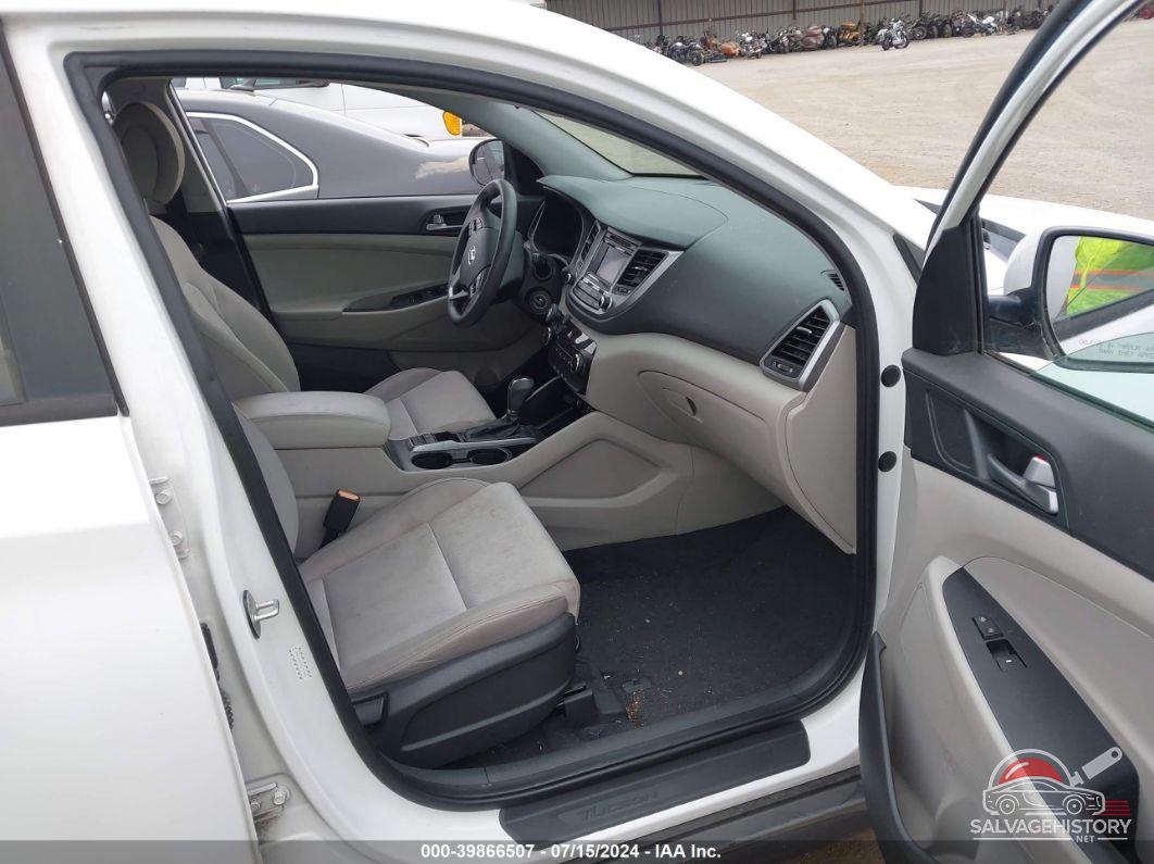 KM8J33A4XGU087726 2016 HYUNDAI TUCSON photo no. 5