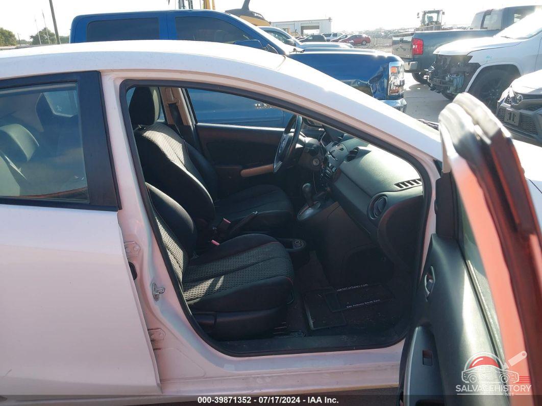JM1DE1LY8D0159073 2013 MAZDA MAZDA2 photo no. 5