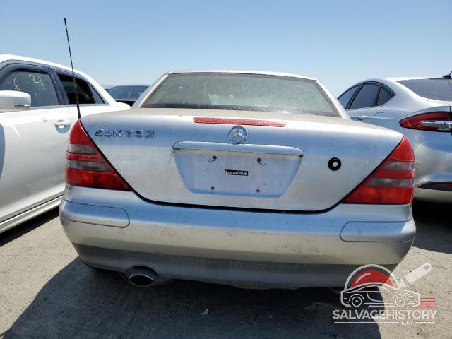 WDBKK47F3XF128372 1999 MERCEDES-BENZ SLK-CLASS photo no. 6