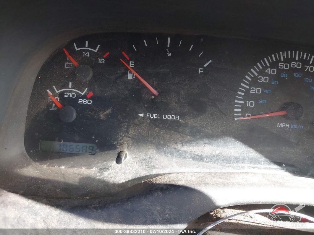 1B7FL26X5WS592882 1998 DODGE DAKOTA photo no. 7