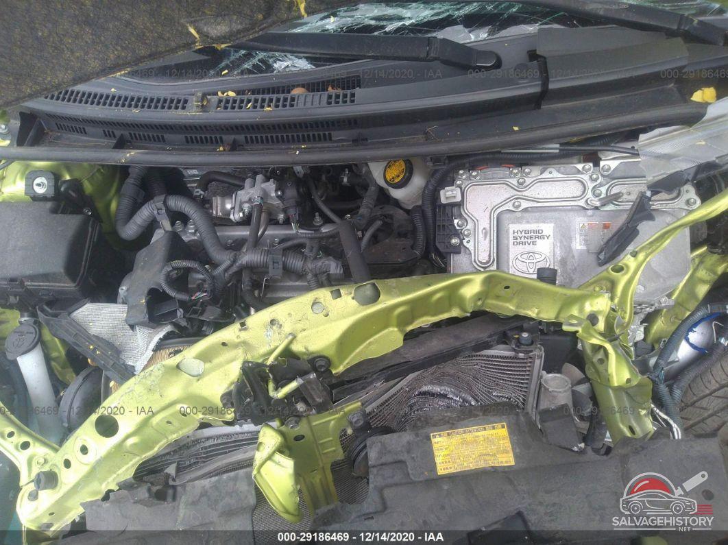 JTDKDTB30F1092171 2015 TOYOTA PRIUS C photo no. 10