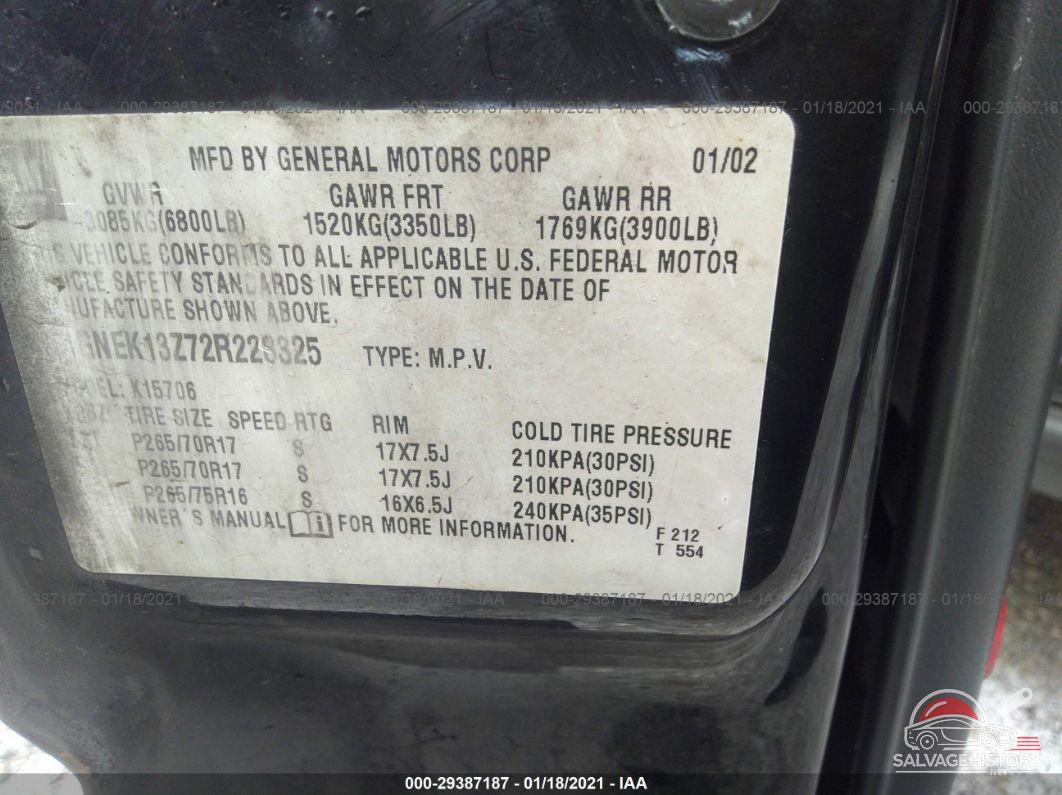 1GNEK13Z72R228325 2002 CHEVROLET TAHOE photo no. 9