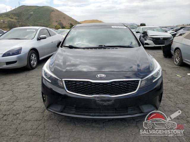 3KPFK4A72JE245706 2018 KIA FORTE photo no. 5