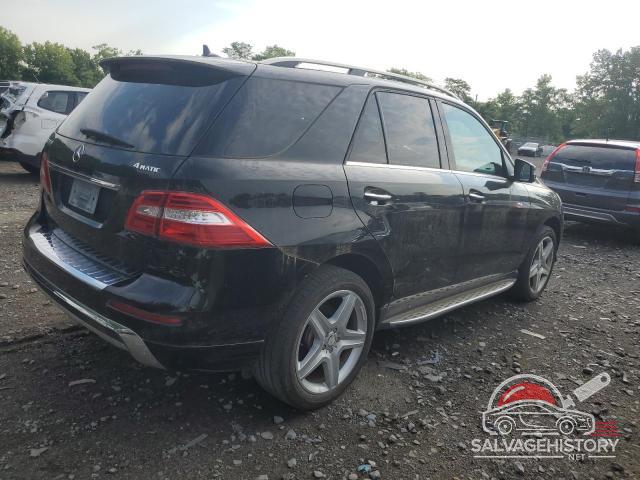 4JGDA7DB2DA216835 2013 MERCEDES-BENZ M-CLASS photo no. 3