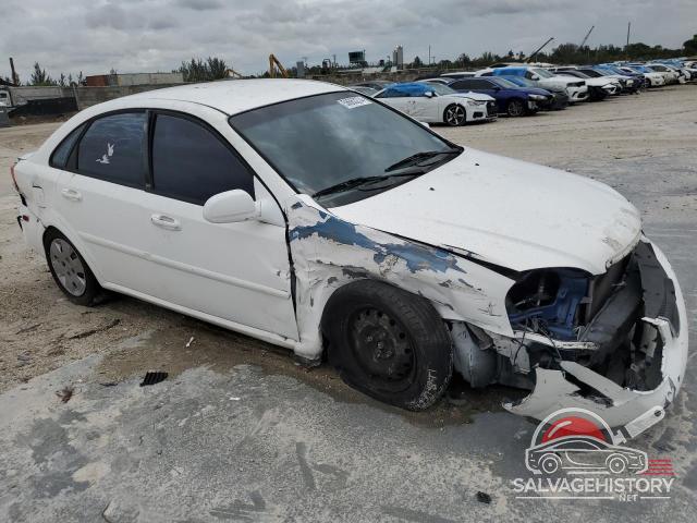 KL5JD56Z78K833215 2008 SUZUKI FORENZA photo no. 4