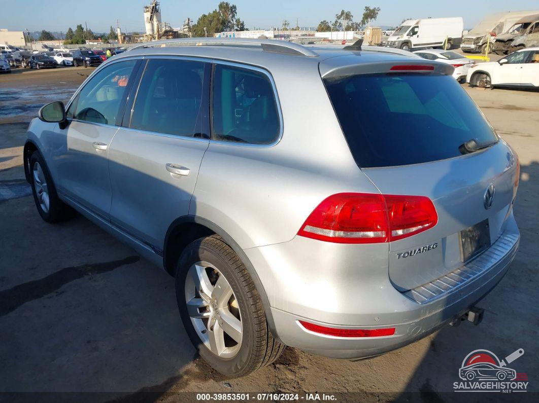 WVGFG9BP3CD003973 2012 VOLKSWAGEN TOUAREG HYBRID photo no. 3