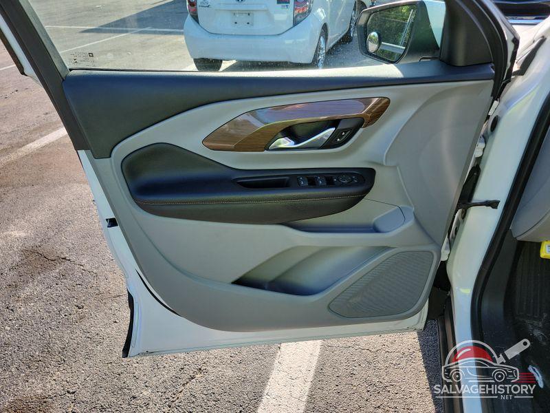 3GKALMEV3JL198430 2018 GMC TERRAIN photo no. 8