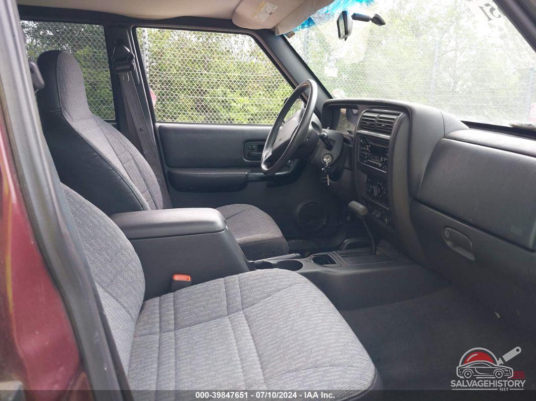 1J4FF48S0YL167078 2000 JEEP CHEROKEE photo no. 5