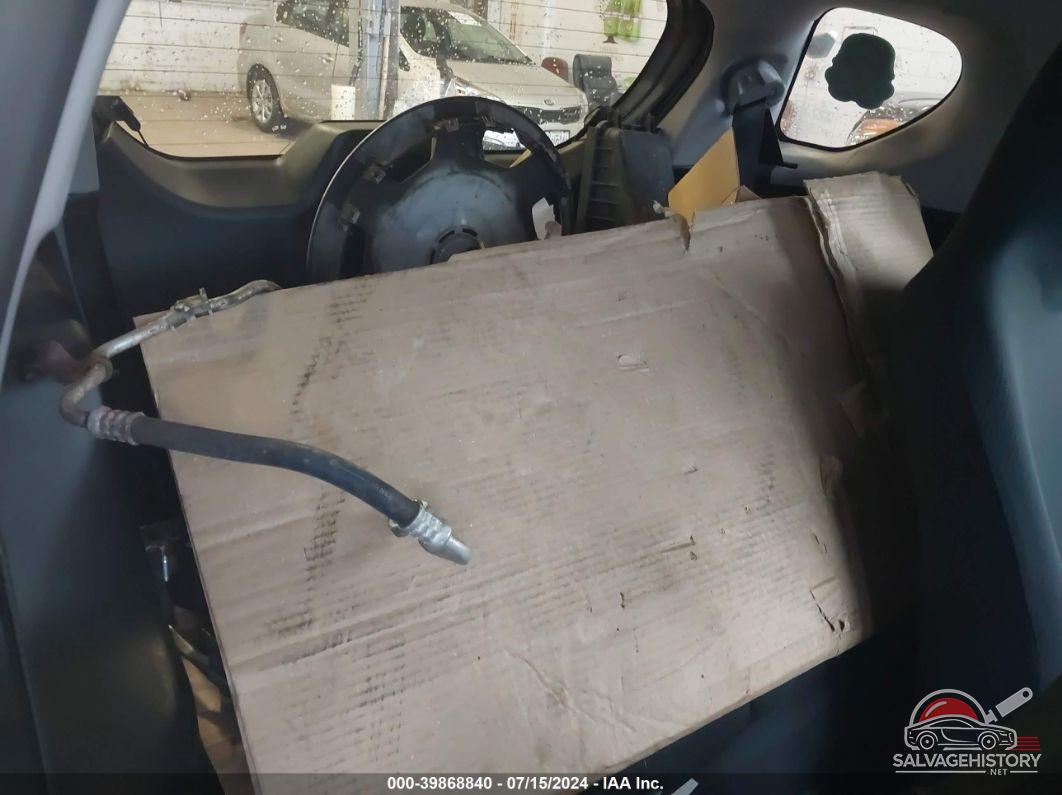 JTNJJXB06CJ020030 2012 TOYOTA SCION IQ photo no. 8