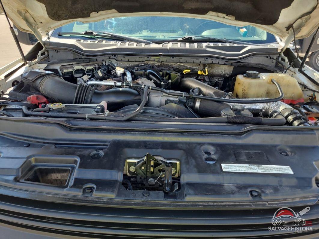 1FD0W5HT8HEF22783 2017 FORD F-550 CHASSIS photo no. 4