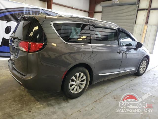 2C4RC1BG7JR217180 2018 CHRYSLER PACIFICA photo no. 3