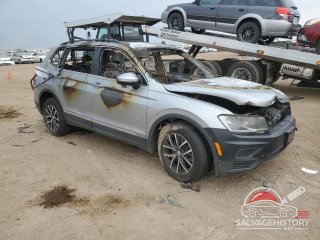 3VV2B7AX2LM036721 2020 VOLKSWAGEN TIGUAN photo no. 4