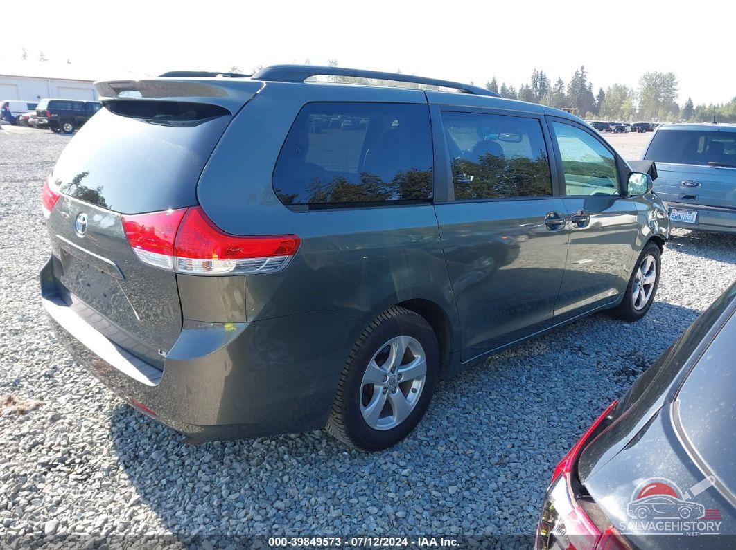 5TDKK3DC0DS284726 2013 TOYOTA SIENNA photo no. 4