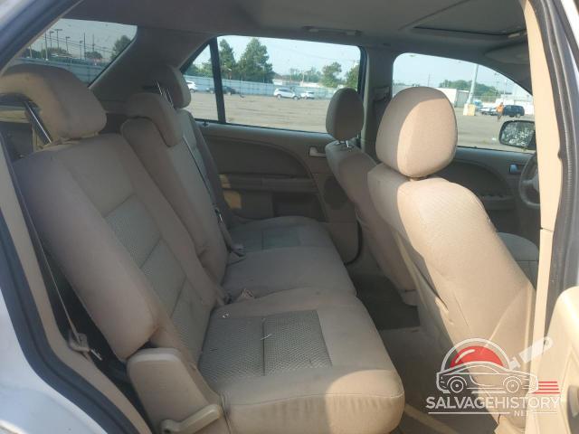 1FMDK05135GA18290 2005 FORD FREESTYLE photo no. 11