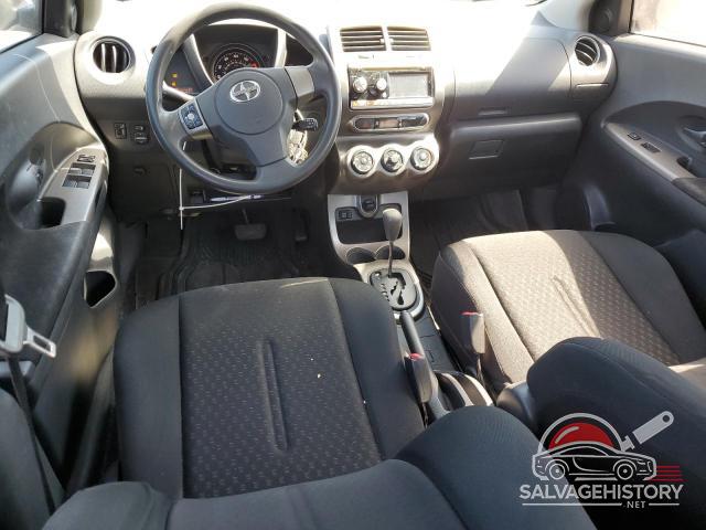 JTKKU4B42B1009471 2011 TOYOTA SCION photo no. 8