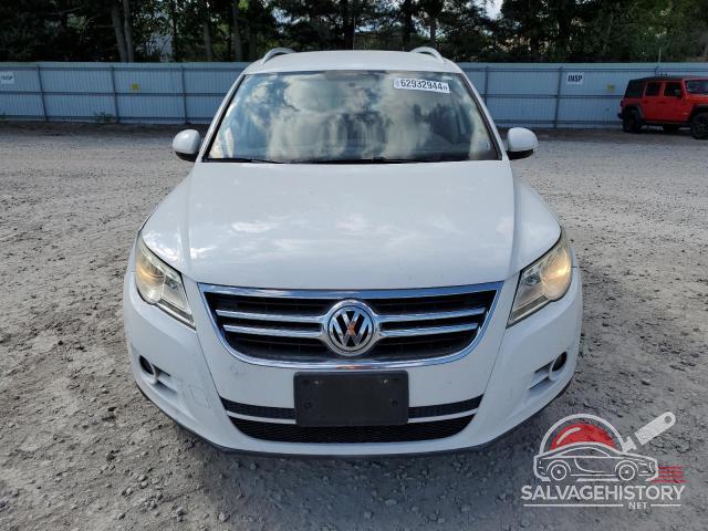 WVGAV75NX9W525866 2009 VOLKSWAGEN TIGUAN photo no. 5