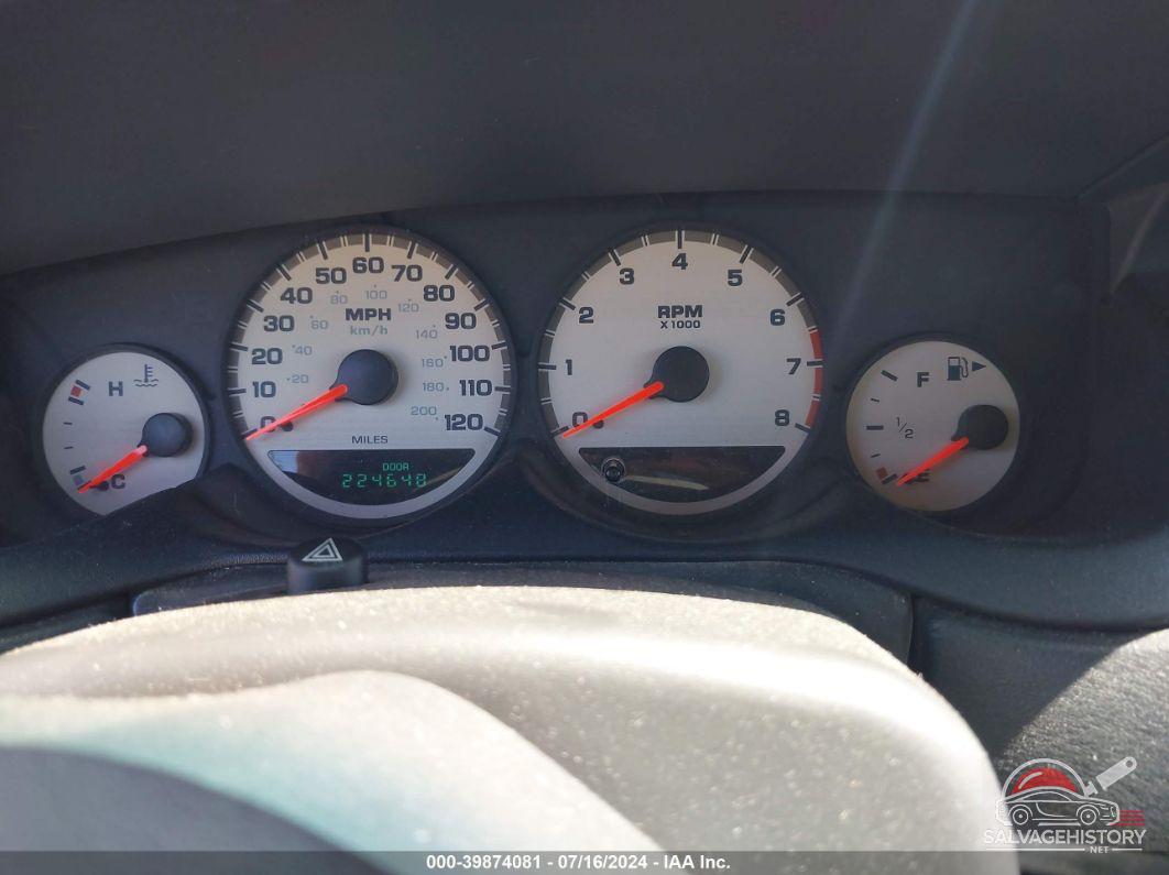 1B3ES56C74D617135 2004 DODGE NEON photo no. 7