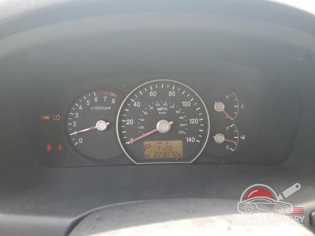KNAFG528397237203 2009 KIA RONDO photo no. 9