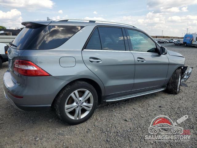4JGDA5HB0DA260458 2013 MERCEDES-BENZ M-CLASS photo no. 3