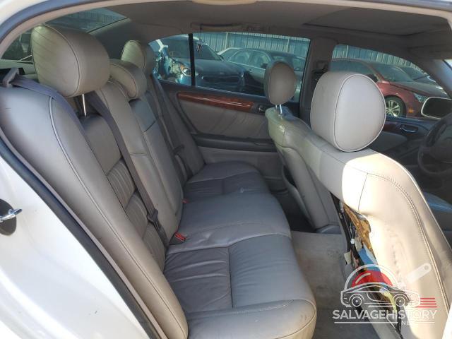JT8BH68X9W0010345 1998 LEXUS GS400 photo no. 10
