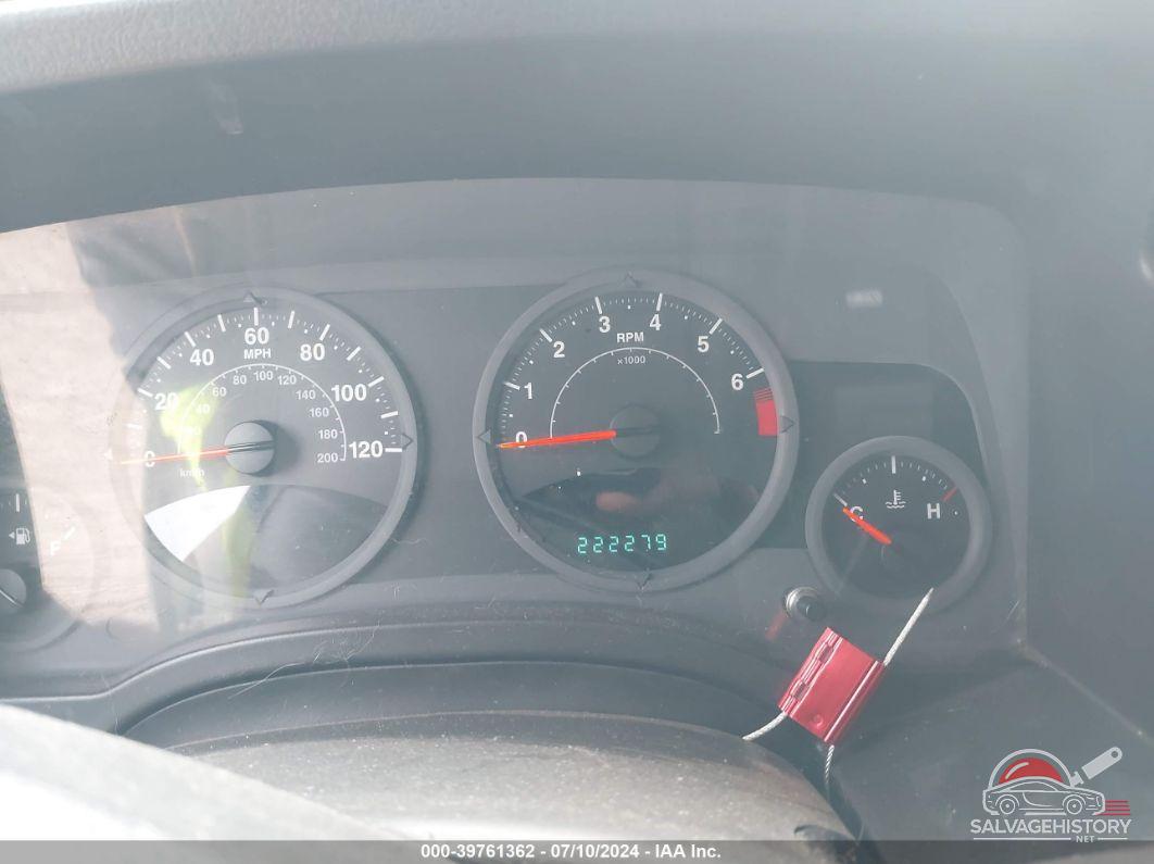 1J8FF28WX8D543575 2008 JEEP PATRIOT photo no. 7