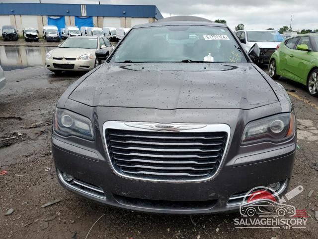 2C3CCAGG7EH207411 2014 CHRYSLER 300 photo no. 5