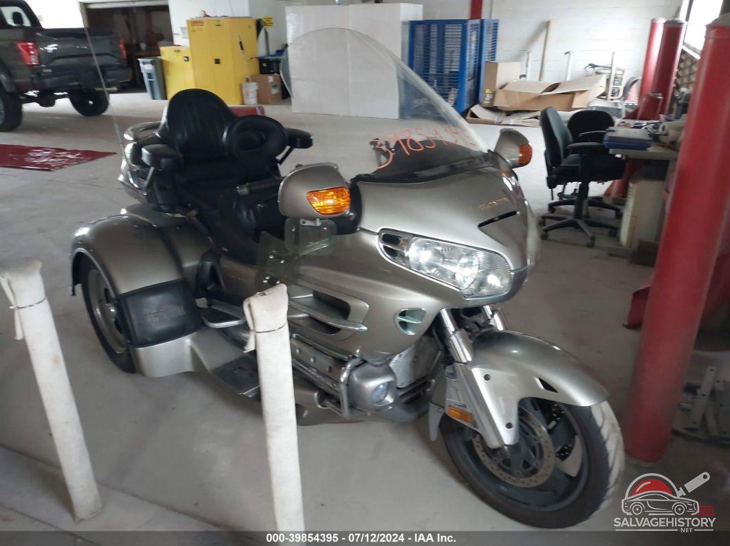1HFSC47053A202222 2003 HONDA GL1800 photo no. 1