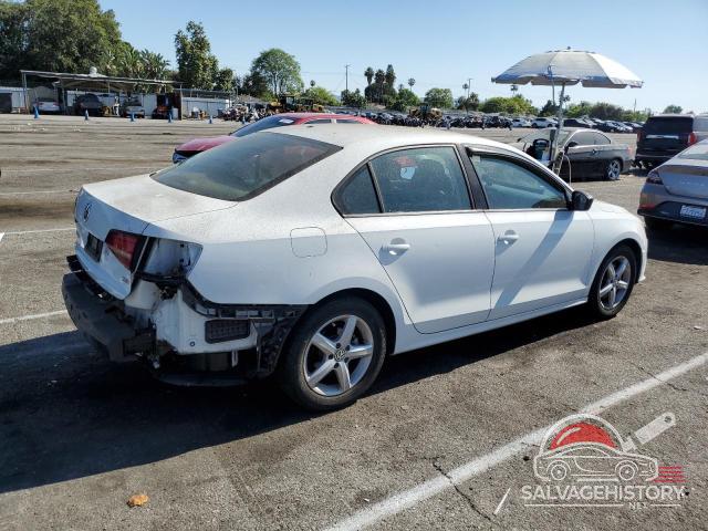 3VW267AJ6GM369053 2016 VOLKSWAGEN JETTA photo no. 3
