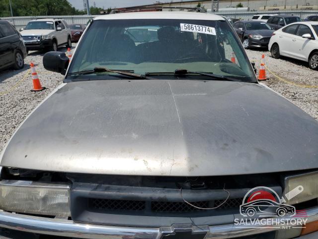 1GKDT13W2Y2258913 2000 GMC JIMMY photo no. 12