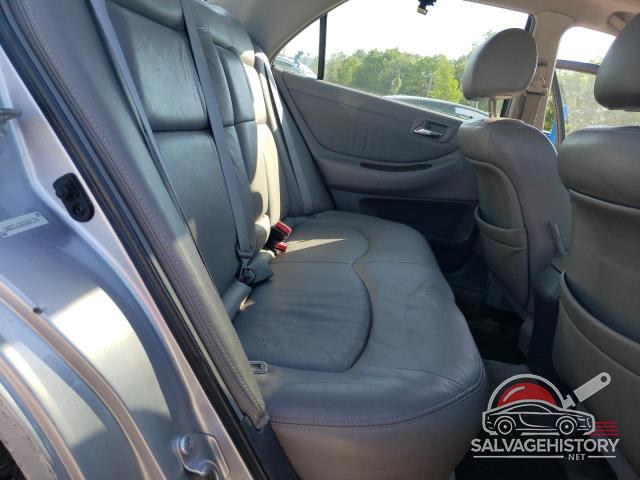 1HGCG16502A081775 2002 HONDA ACCORD photo no. 10