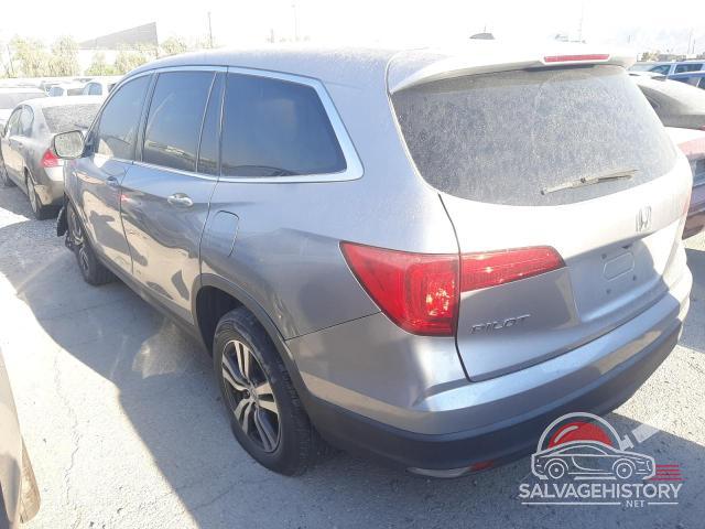5FNYF5H30JB033029 2018 HONDA PILOT photo no. 2