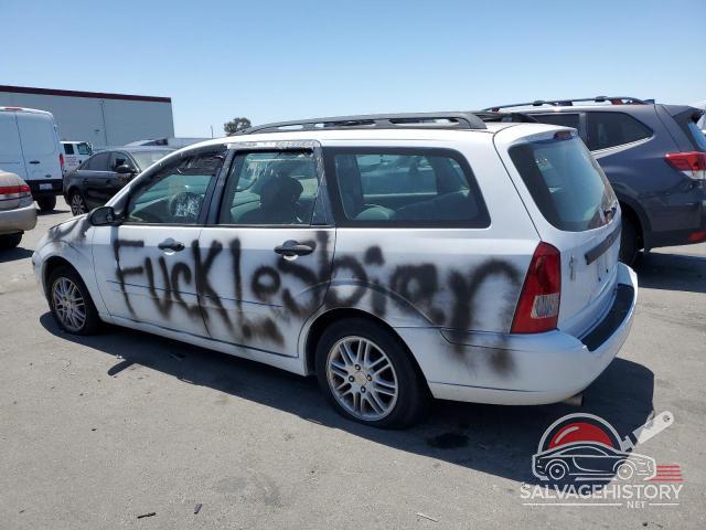 1FAFP36362W143422 2002 FORD FOCUS photo no. 2
