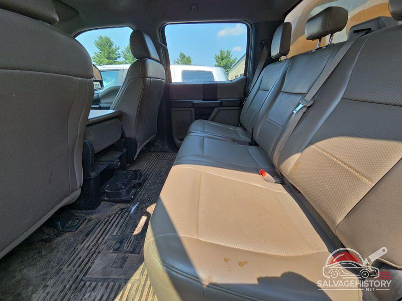 1FT8W3A62JEC83656 2018 FORD F-350 photo no. 3