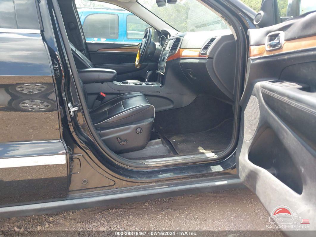 1J4RR6GTXBC551533 2011 JEEP GRAND CHEROKEE photo no. 4