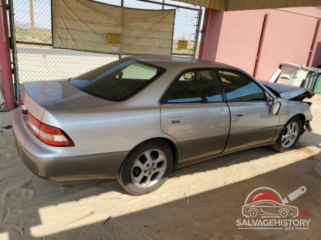 JT8BF28GX10307387 2001 LEXUS ES300 photo no. 3