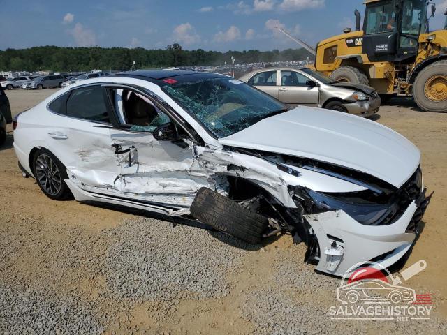 5NPEH4J23LH013080 2020 HYUNDAI SONATA photo no. 4