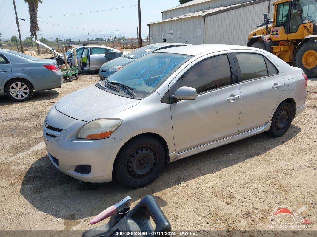 JTDBT923971040545 2007 TOYOTA YARIS photo no. 2
