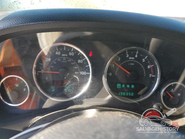 1J4BA3H10BL544921 2011 JEEP WRANGLER photo no. 9