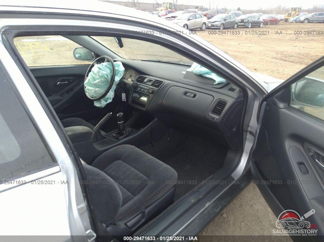 1HGCG3147YA026470 2000 HONDA ACCORD CPE photo no. 5
