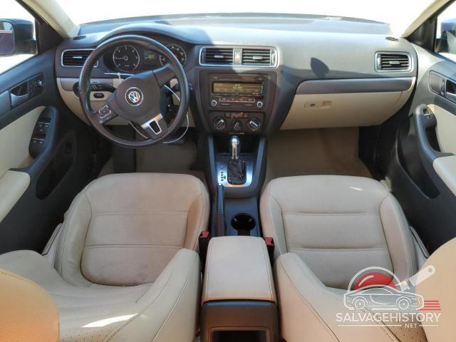 3VWLL7AJ1DM365176 2013 VOLKSWAGEN JETTA photo no. 8
