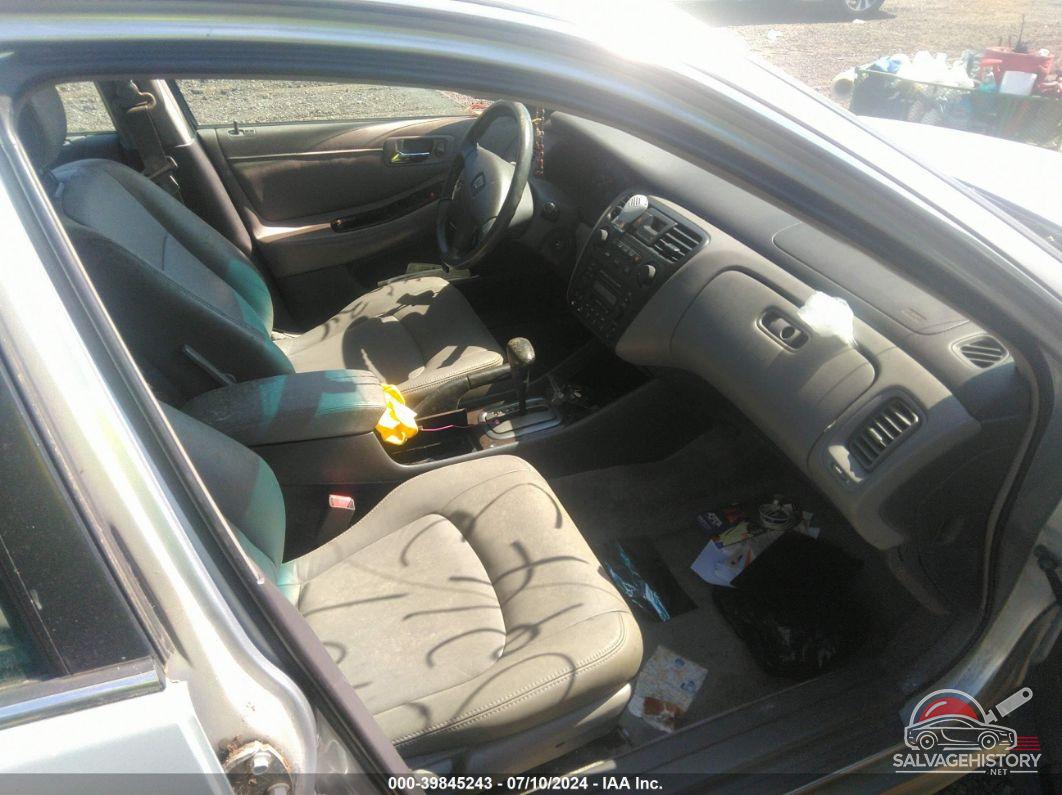 1HGCG66802A151685 2002 HONDA ACCORD photo no. 5