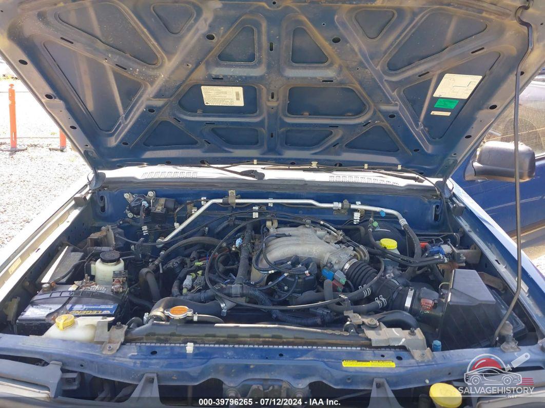 5N1ED28Y81C544757 2001 NISSAN XTERRA photo no. 10