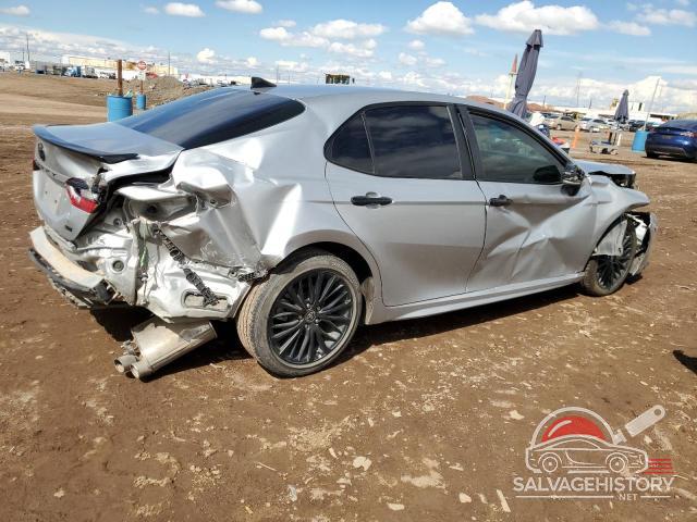4T1G11AK9NU034970 2022 TOYOTA CAMRY photo no. 3