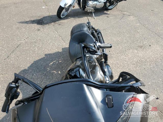 1HD1KTP15LB649928 2020 HARLEY-DAVIDSON FL photo no. 5