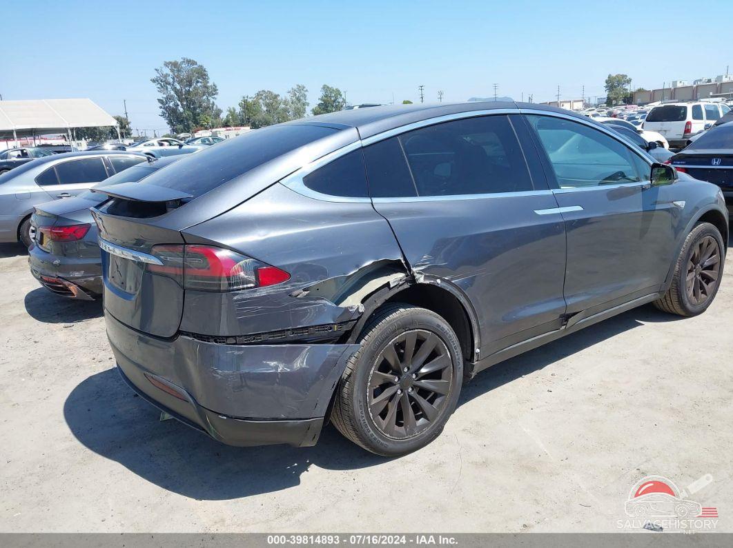 5YJXCBE24GF015608 2016 TESLA MODEL X photo no. 4